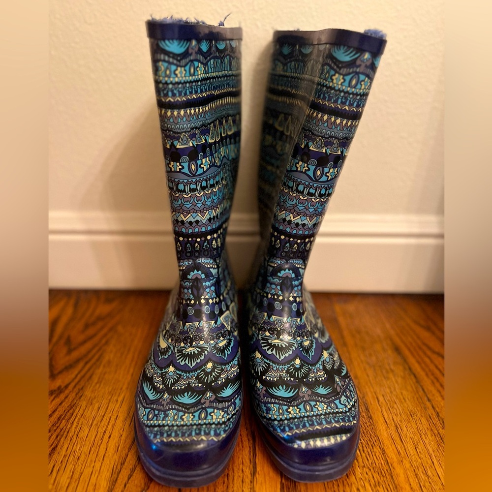 Sakroots One World Blue Elephant Boho Faux Fur Lined Tall Rain Boot size 10
